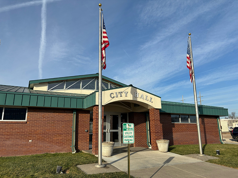 City council faces full agenda | Aurora News-Register